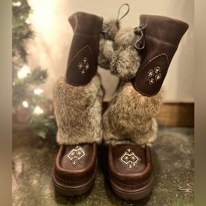 Manitobah waterproof leather shoes, Women’s size 6, color:cocoa